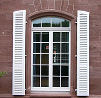 Holz Fensterladen